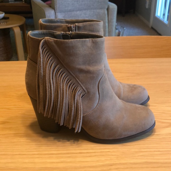 Madden Girl fringe heeled booties. - Picture 3 of 10